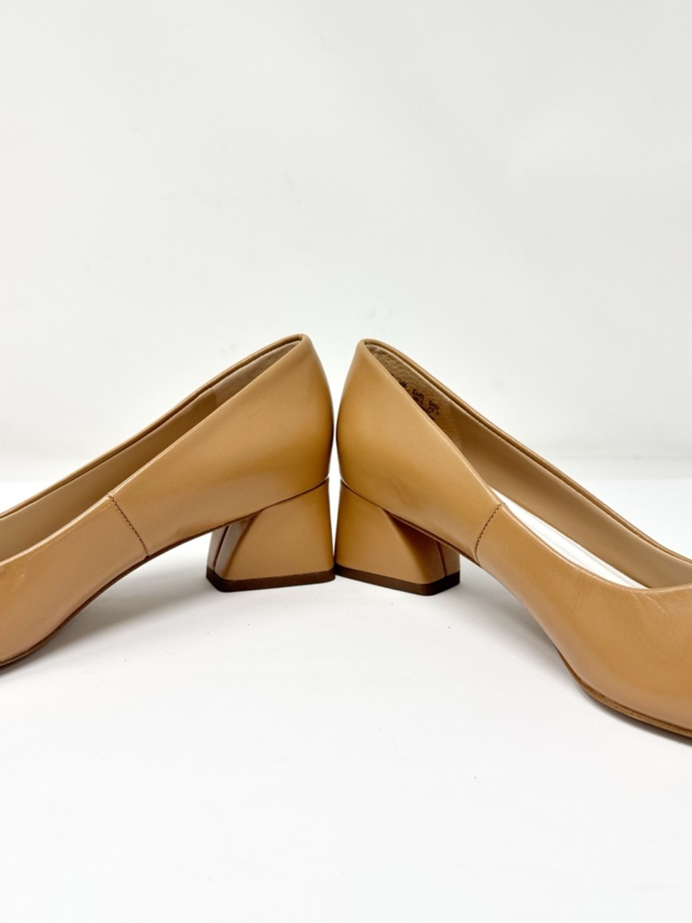Franco Sarto Racer Slip On Neutral Block Heel Pumps Toffee Tan Size 6.5 - Picture 6 of 8